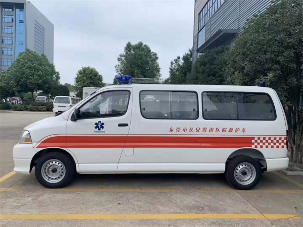 金杯新快運救護車