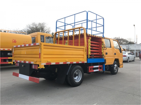 （國六）江鈴10米剪叉式升降平臺高空作業(yè)車