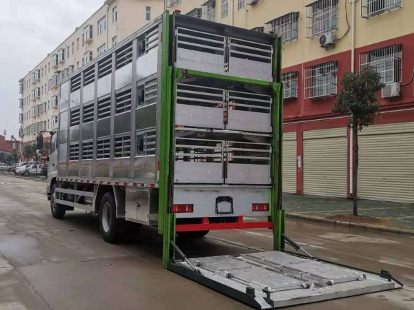 東風天錦單橋6.8米全鋁合金豬苗運輸車